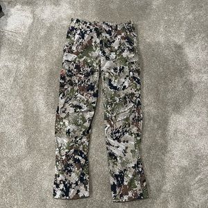 Sitka Apex camo pants